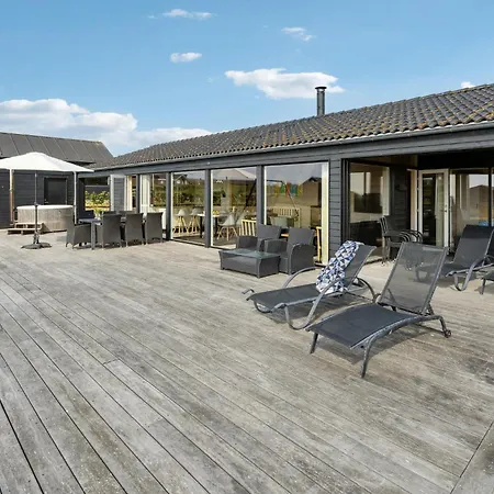 Four-bedroom In Haderslev